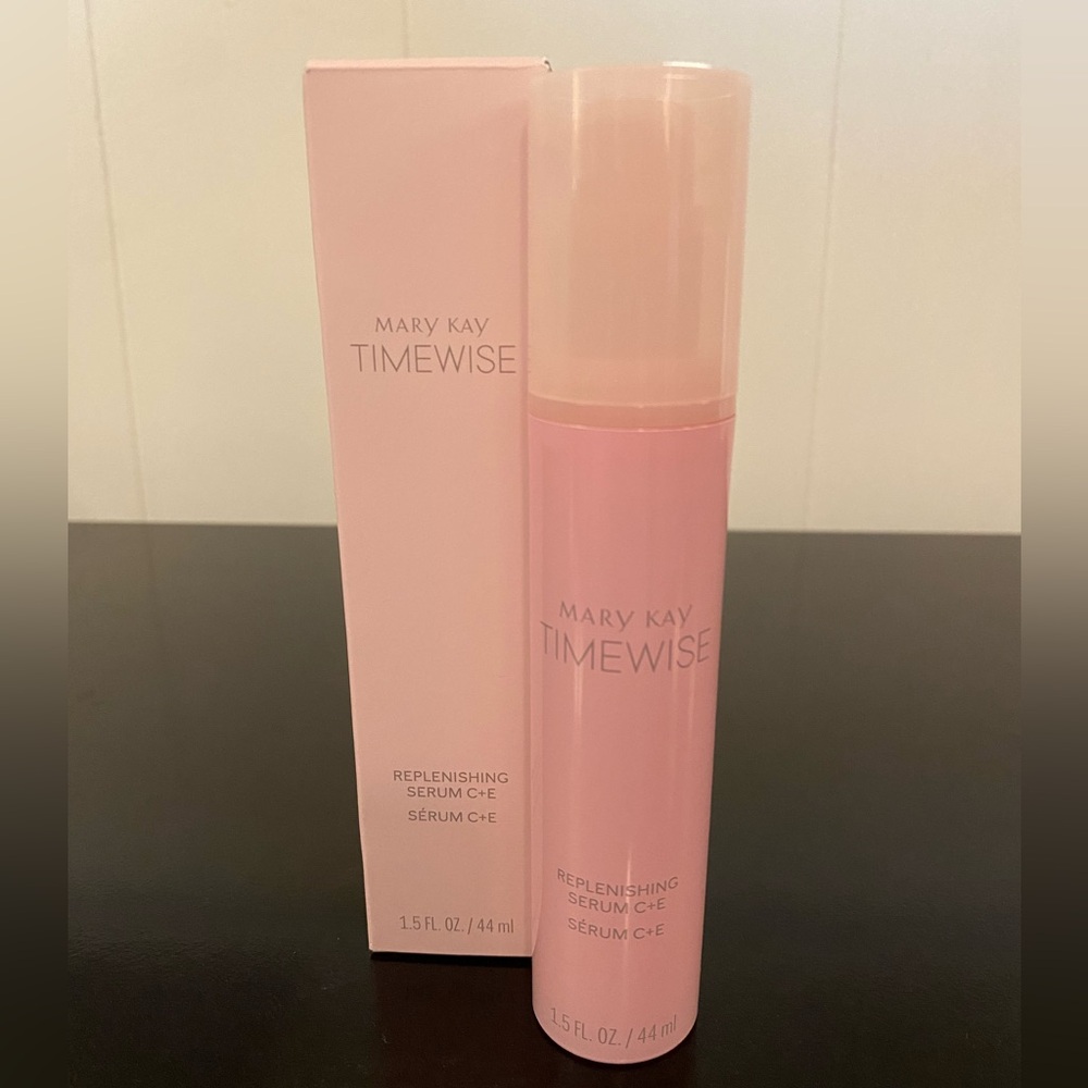 Mary Kay TimeWise Replenishing Serum C+E 1.5 fl. oz.